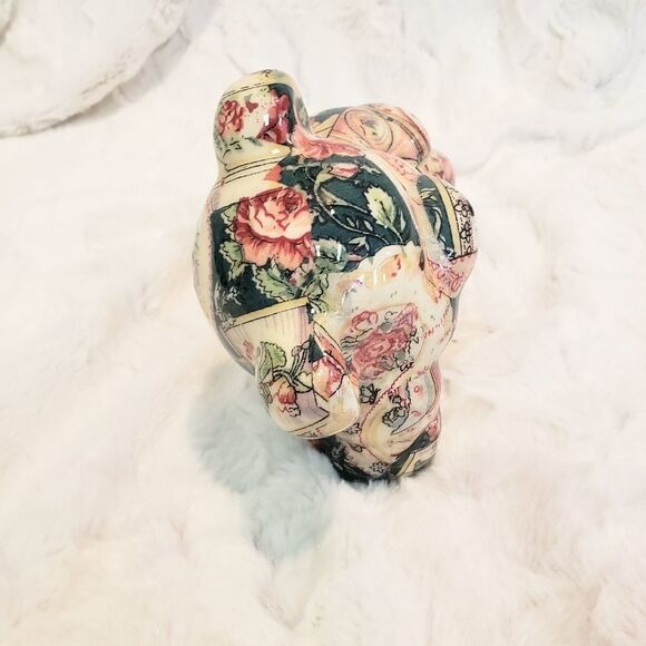 Bear - Picture 4 of 7